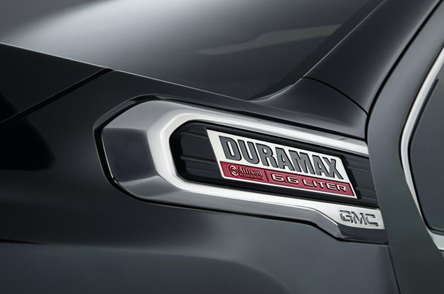 Детали экстерьера GMC Sierra 2500 HD Denali Crew Cab 2019 года  (фото 6 из 40)